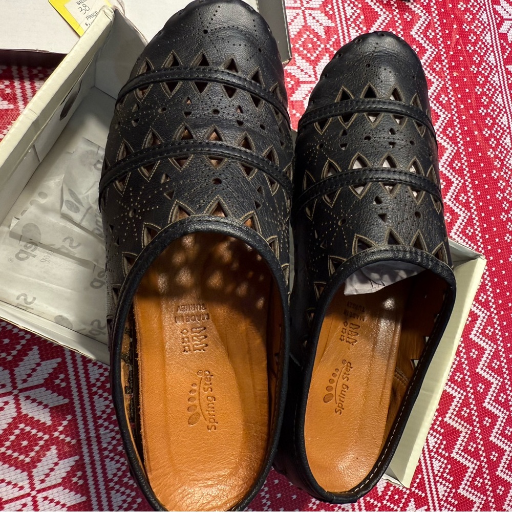 Spring Step Black Leather Mules - image 4